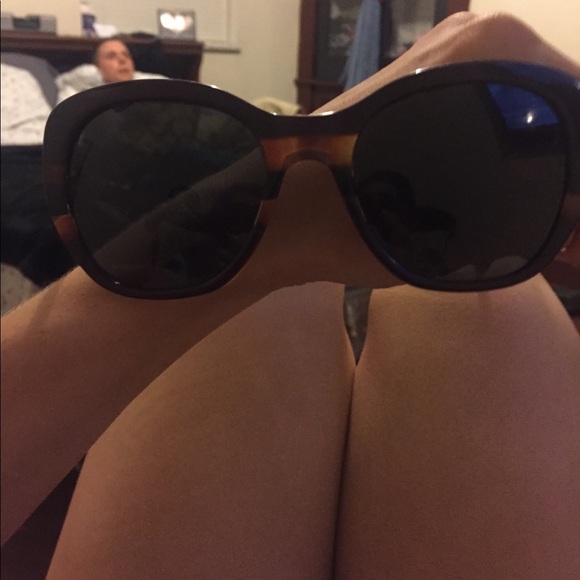 Purses && glasses && rings - Picture 4 of 6